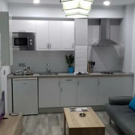 Pompeyos Apartment *