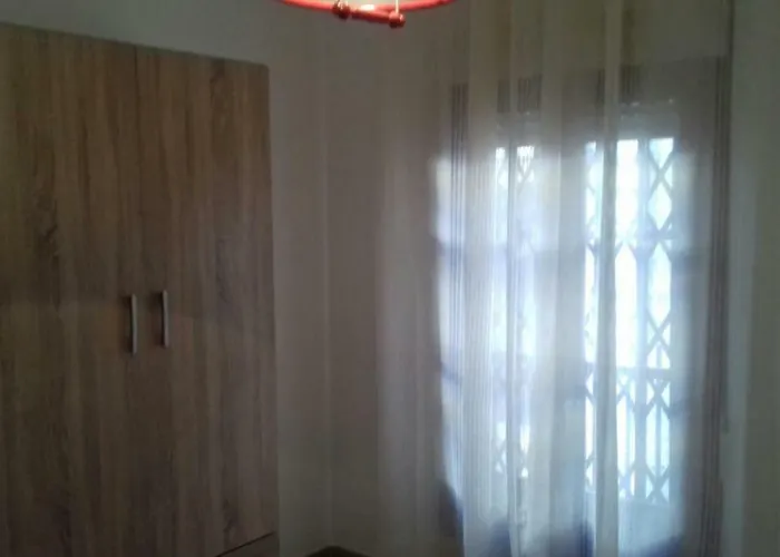 Pompeyos Appartement *