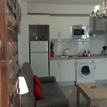 Pompeyos Apartment